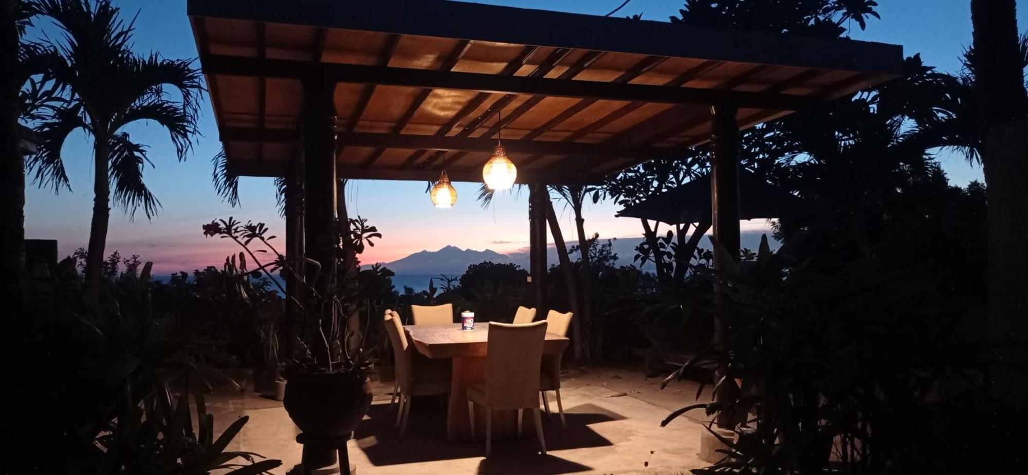 Khrisna Sunrise Homestay Tulamben Eksteriør bilde