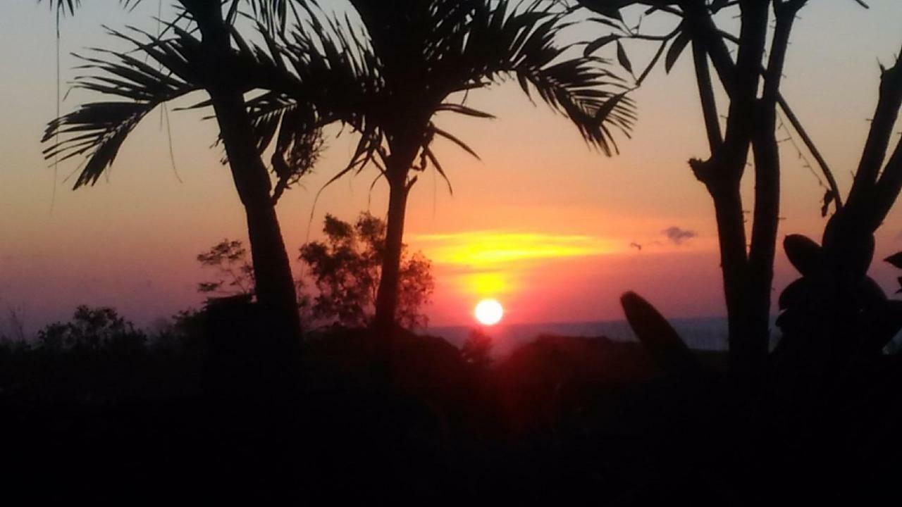 Khrisna Sunrise Homestay Tulamben Eksteriør bilde